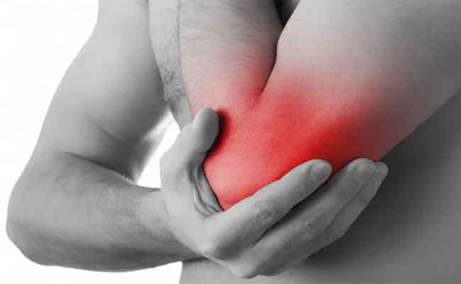 إصابات عضلات الذراعين وتمزق الأوتار...طبيب يتحدث