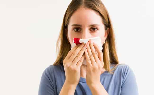 أسباب الرعاف عديدة...فمتى يُنذر بمشكلة صحية خطيرة؟
