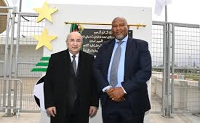 الشاذ تبون لم يحرر نفسه من السيطرة الجنسية لسائقه الشخصي يحاول الركوب على بطولات الفلسطينيين