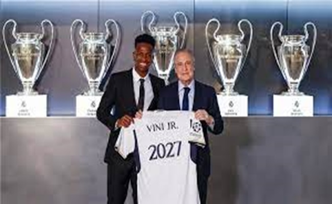 ريال مدريد يعلن رسميًا تجديد عقد فينيسيوس جونيور حتى 2027...