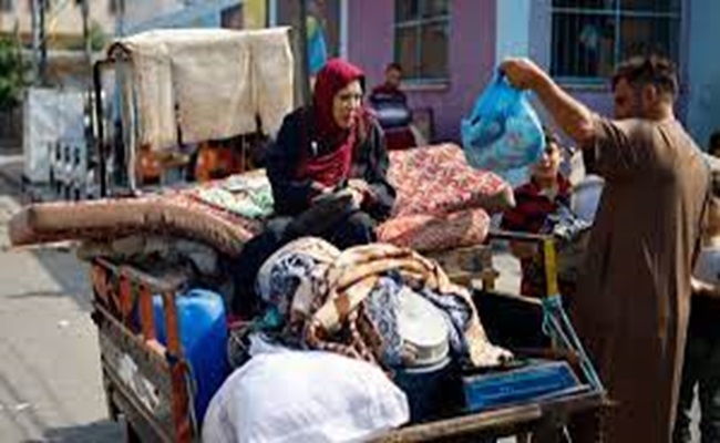 غزة تتنفس الصعداء مع تمديد وقف القتال ليومين إضافيين