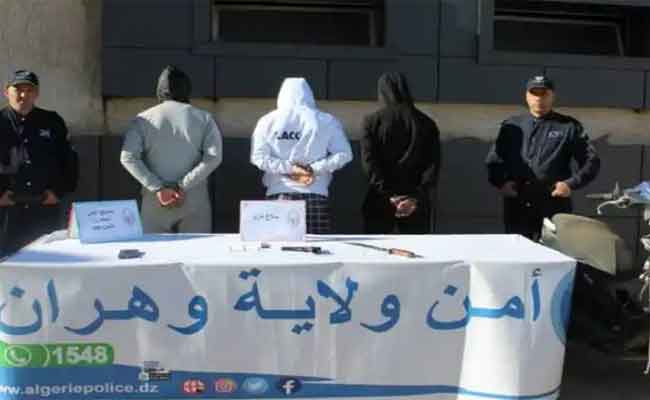 أمن وهران يفشل مخططات إجرامية لعصابة إجرامية تحترف السرقة والاعتداءات