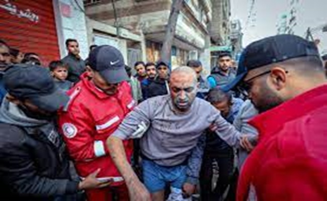 قتلى وجرحى بقصف إسرائيلي لمحيط مستشفى الأمل في غزة