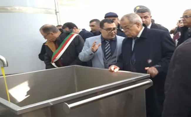 عون يكشف عن الشروع في التجارب الأولية لمركب سحق البذور الزيتية أبريل المقبل