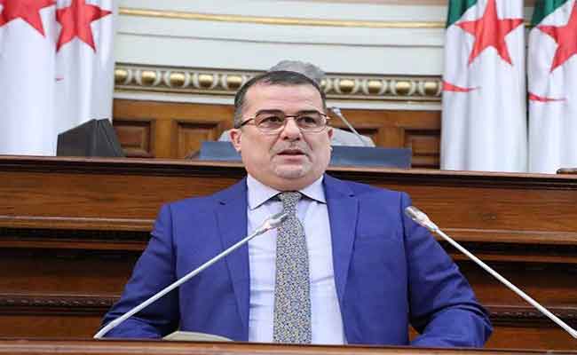 بن طالب يكشف عن إدماج أزيد من 320 ألف مستفيد في المؤسسات والإدارات العمومية