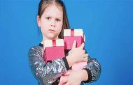 كيف تعلمين طفلك القناعة والرضا؟