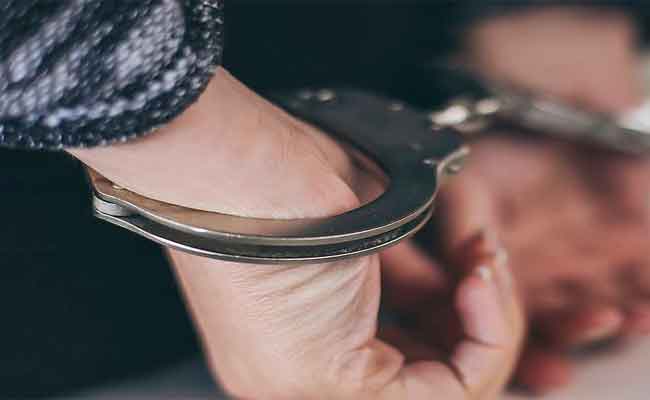 إدانة امرأة أوهمت مواطنا ببيعه سيارتها و سلبته 250 ألف دينار