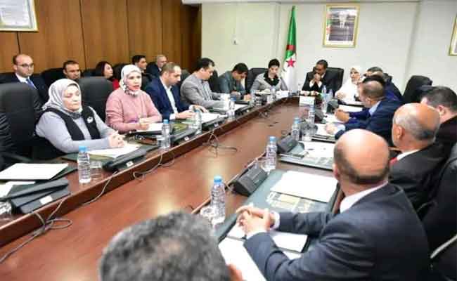 تقديم ومناقشة مشروع القانون المتعلق بالصناعة السينماتوغرافية بالمجلس الشعبي الوطني...