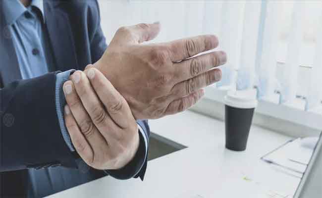 التصلب الجانبي الضموري عند الشباب...أعراضه وإمكانية العلاج