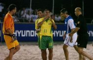 البرازيل تسيطر على الكرة الشاطئية...