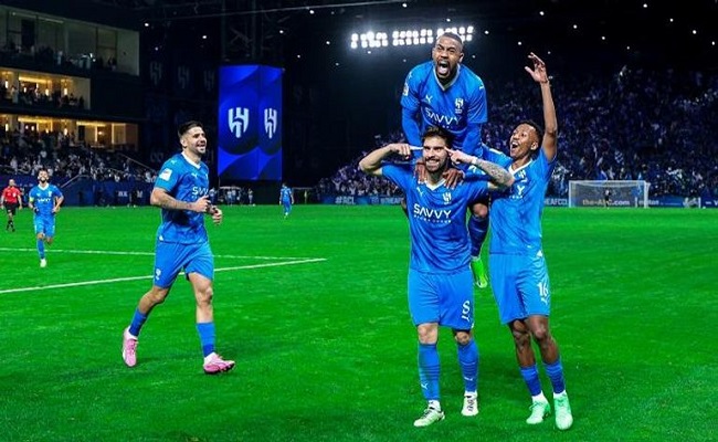 الهلال يتخطى ريال مدريد...