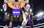 NBA دانجيلو راسل يقود لوس أنجليس ليكرز للفوز على ميلووكي باكس...