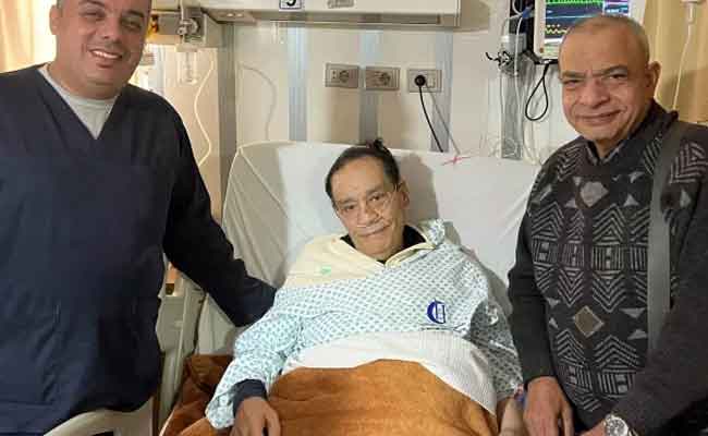 ابن حلمي بكر يبكي نادماً: فشلت في إنقاذه وهذه وصيته الأخيرة...