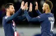 نيمار يغازل ميسي ويرحب بالانتقال إلى انتر ميامي...