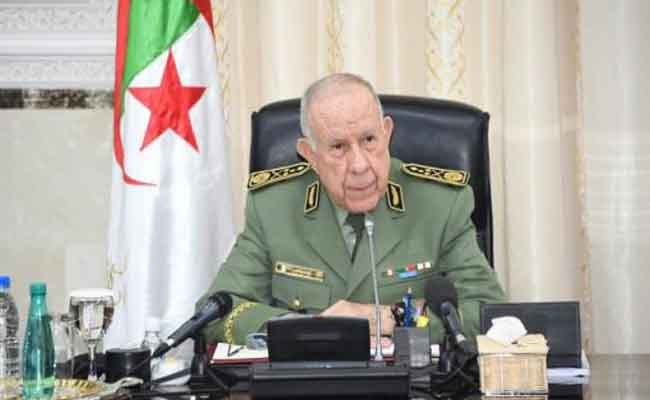 سكوب : كل المؤشرات تؤكد اقتراب اغتيال الحاكم الفعلي للجزائر الجنرال شنقريحة