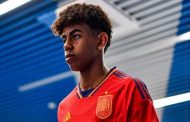 رسميا...استدعاء جوهرة برشلونة لمنتخب اسبانيا