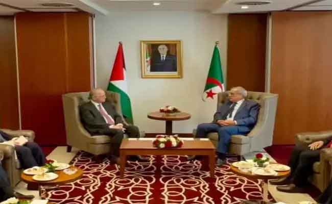 العرباوي يتحادث مع نظيره الفلسطيني الأوضاع في غزة