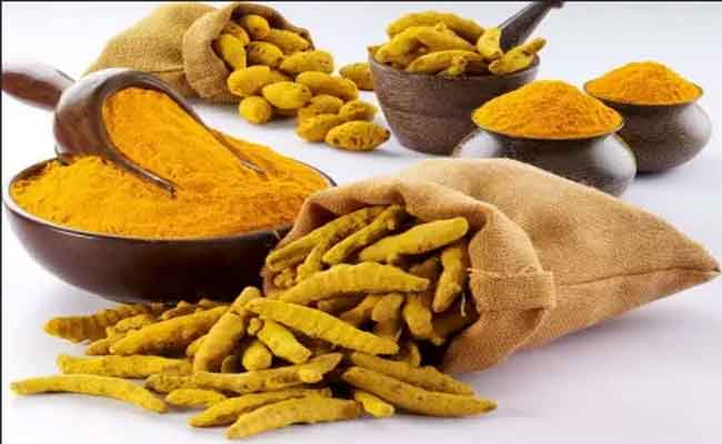 أضرار الكركم على القولون والجسم...يجب الحذر منها وفق طبيبة تغذية