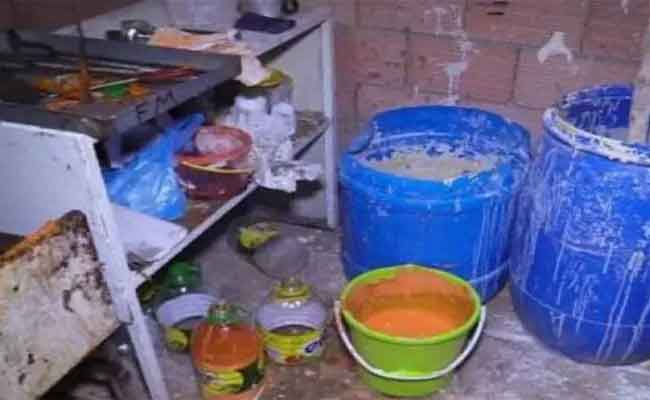 الدرك يضع حدا لورشة صناعة حلويات غير صالحة للاستهلاك البشري بالعاصمة