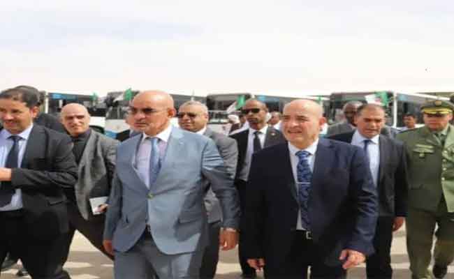 زهانة يعلن عن تخصيص 35 حافلة جديدة لمؤسسة إيتوزا بأدرار