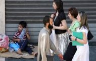 صفحات فايسبوكية بالجزائر تحتال على المحسنين العرب والأجانب بصور لأطفال السكنات الفوضوية ومجهولي النسب