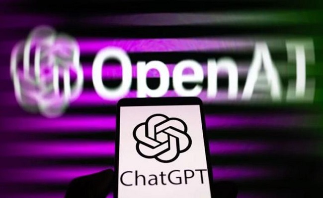 قصيدة تكشف غباء ChatGPT...