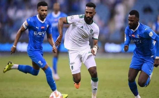 الأهلي يرفض تأجيل كلاسيكو الهلال...