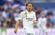 مودريتش أبدى غضبا شديدا عقب استبداله في مباراة ريال مدريد ضد بيتيس...