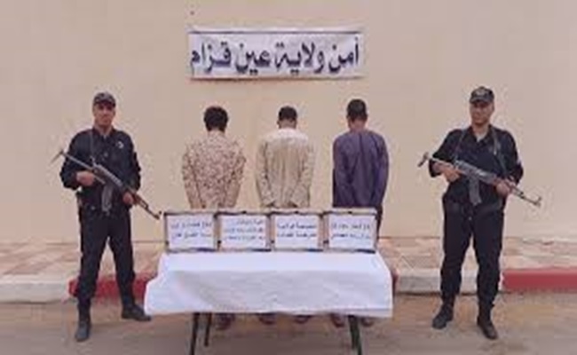 شرطة إن قزام تُحبط تهريب أزيد من 900 قنطار من المواد الغذائية