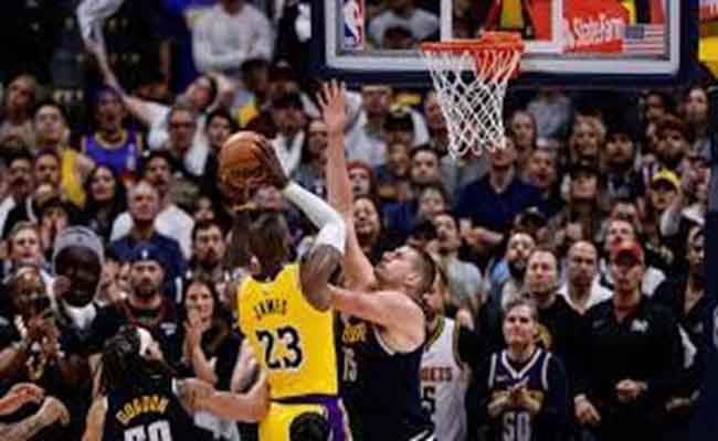NBA...ثاندر يكتسح بليكانز ويتأهل لنصف نهائي القسم الغربي