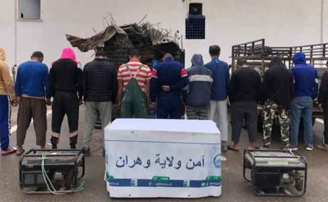 الإطاحة بـ15 شخصا تورطوا في إضرام النار بسكنات بوهران