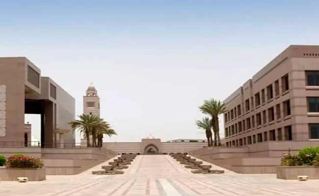 السعودية تتيح منح دراسية طويلة المدى للطلبة الجزائريين