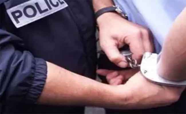الإطاحة بـ15 شخصا تورطوا في سرقة حديد واجهة البحرية بصلامندر بمستغانم