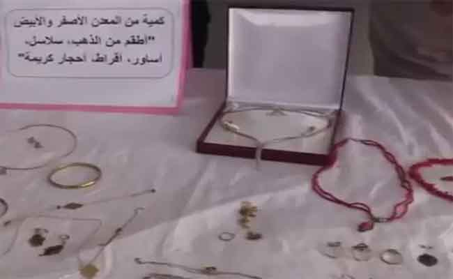 توقيف مسبوقين قضائيا يحترفان سرقة المنازل بالعاصمة