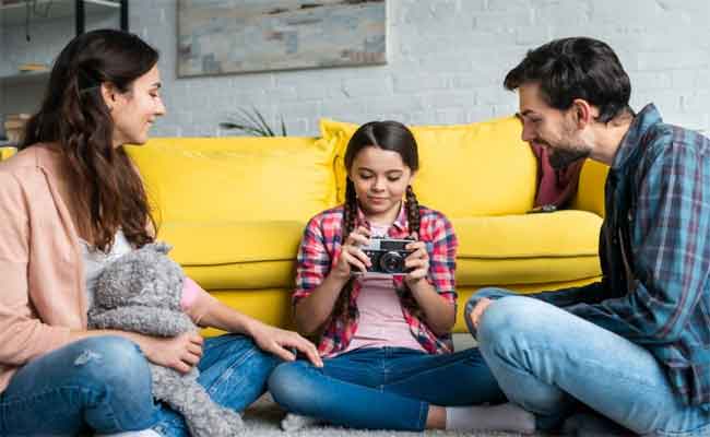قيم أسرية علميها لطفلك في الصغر...فتصبح قاموسه عند الكبر