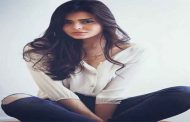 أسماء جلال بدلاً من هنا الزاهد في مسرحية ميمو والسبب تامر حسني...