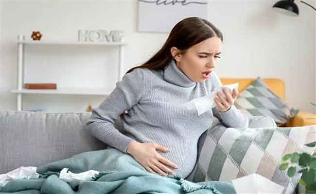 مشروبات للتخلص من السعال أثناء الحمل من دون أدوية