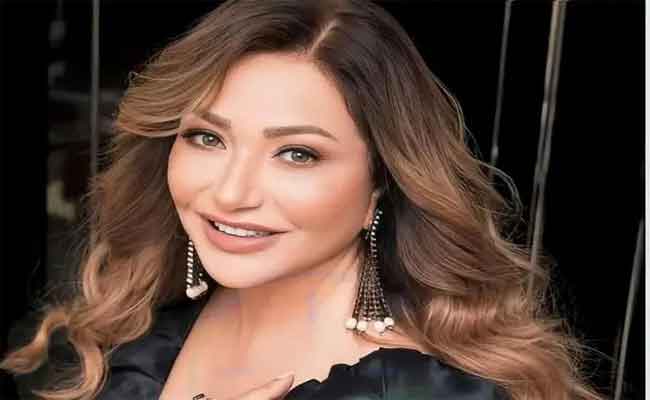 ليلى علوي تكشف قصة الفيديو المحرج مع عمرو دياب