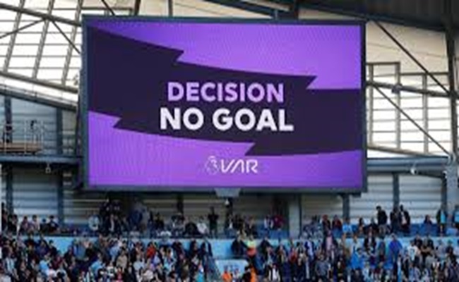 الدوري الإنجليزي: رفض مقترح وولفرهامبتون بإلغاء الـ(VAR)