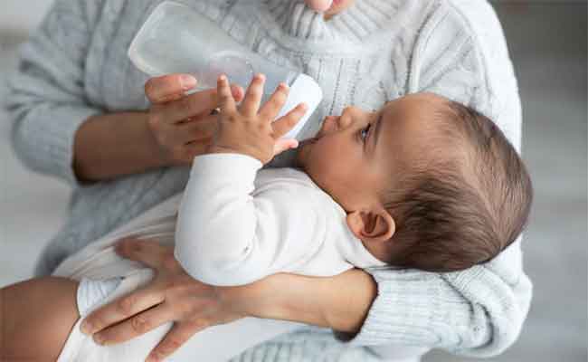 لماذا يرفض مولودك الرضاعة الطبيعية رغم فوائدها؟...وطرق ونصائح لنجاحها