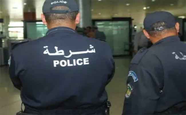 الإطاحة بشبكة إجرامية استردت المخدرات عبر المطار وسط مكملات غذائية