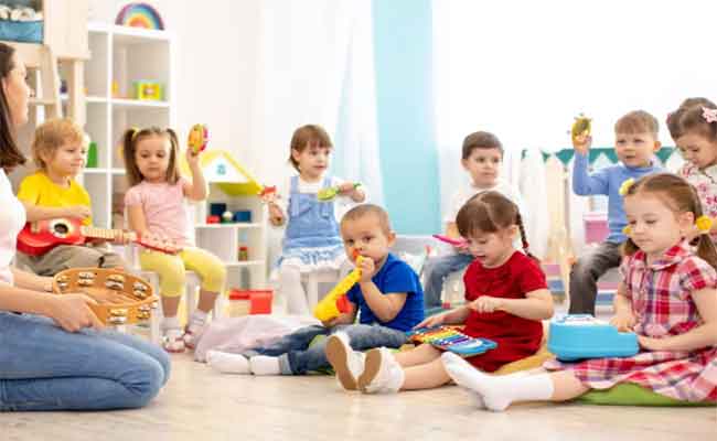 خطوات تشجعين بها طفلك على دخول الحضانة أو المدرسة