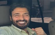 شاهد مشادة حادة بين حميد الشاعري ومصفف شعر...إليكم تفاصيلها