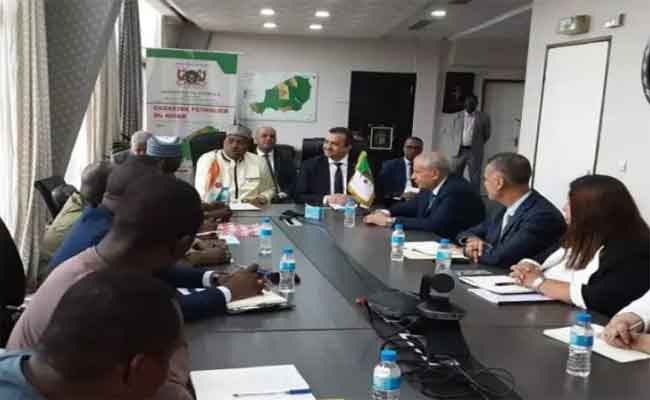 توقيع الجزائر والنيجر ونيجيريا مذكرة تفاهم لتنفيذ مشروع أنبوب الغاز العابر للصحراء