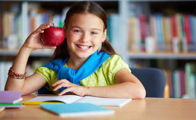 أطعمة ونظام غذائي خاص للطلاب أثناء الدراسة...لا تفوتك تفاصيله