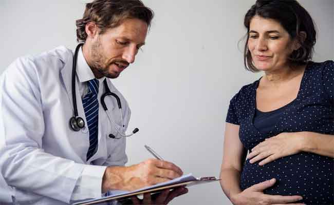انتبهي لعلامتها...مضاعفات قد تصيب المشيمة خلال الحمل