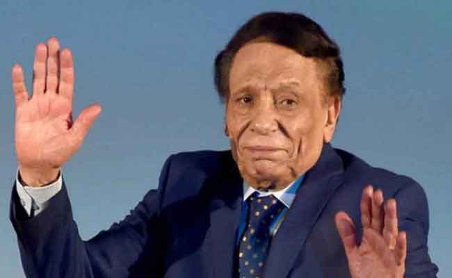وحيدا بلا أصدقاء...كيف يقضي عادل إمام أيامه بعد الاعتزال؟