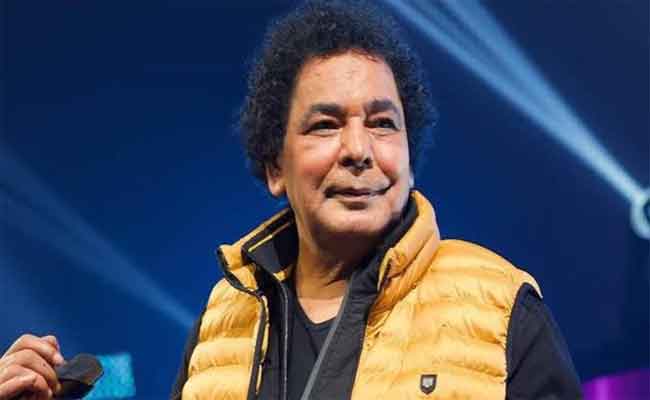 نقيب الموسيقيين مصطفى كامل يُطمئن جمهور محمد منير على حالته الصحية...