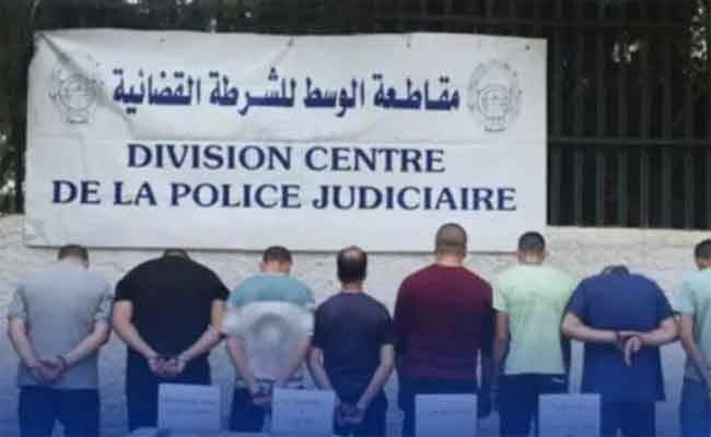 تفكيك شبكة إجرامية تحترف تنظيم الهجرة السرية بالعاصمة