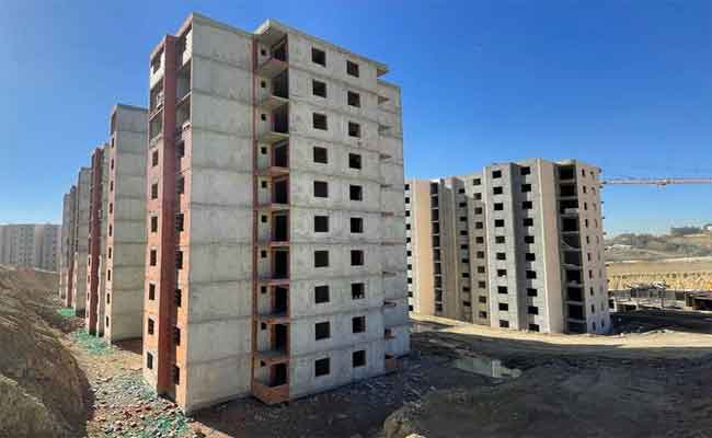 بلعريبي يبرر تأخر تسليم سكنات الاجتماعي التساهمي والترقوي العمومي